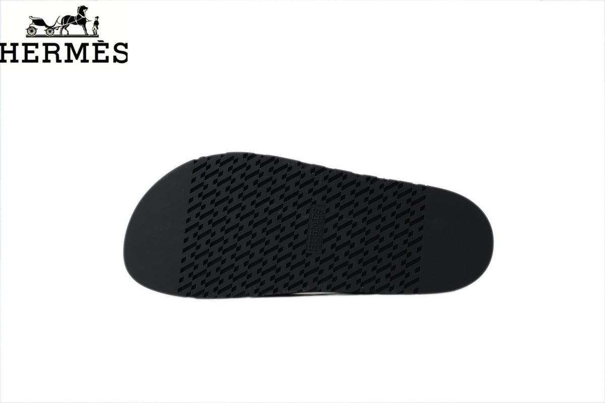 Herm¨¨s Black and Khaki Suede Cross-Strap Slide Sandal