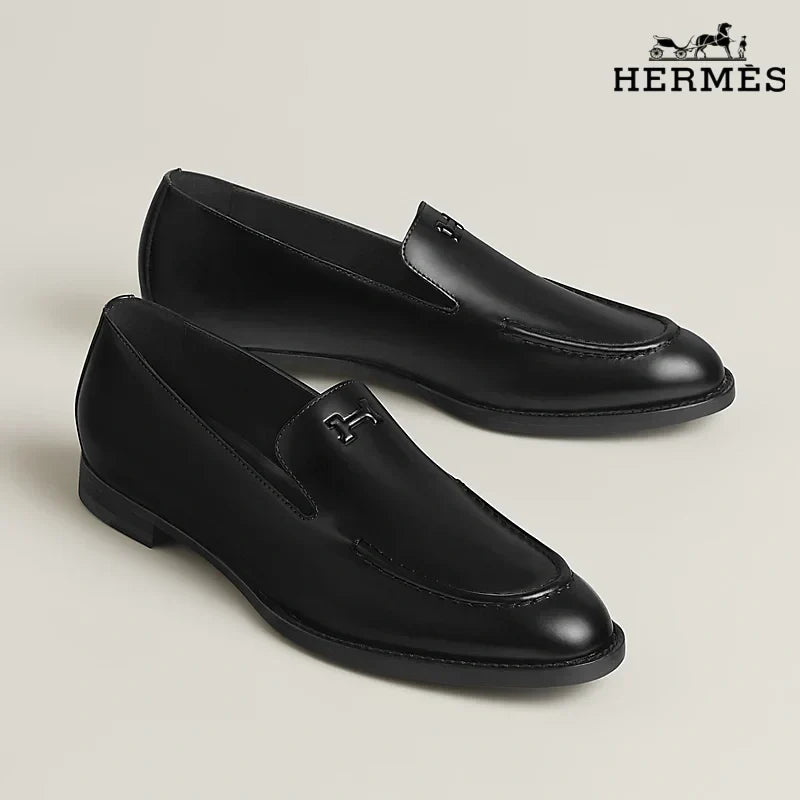 Herm¨¨s Black Leather Loafer with Kelly Buckle