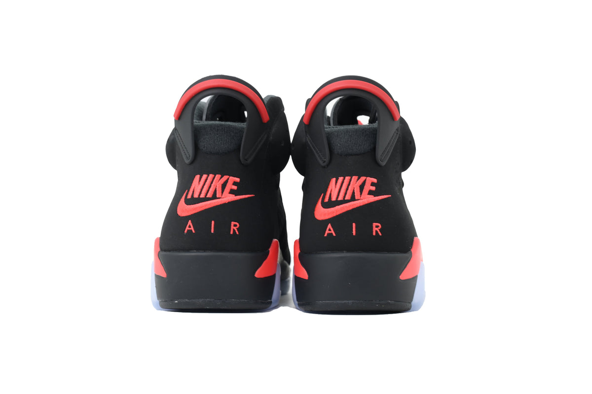 Nike Air Jordan 6 ¨C Retro High-Top Basketball Sneakers