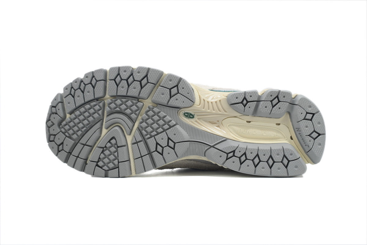 New Balance 2002R Women's & Men's Cream & Light Grey Retro Sneakers