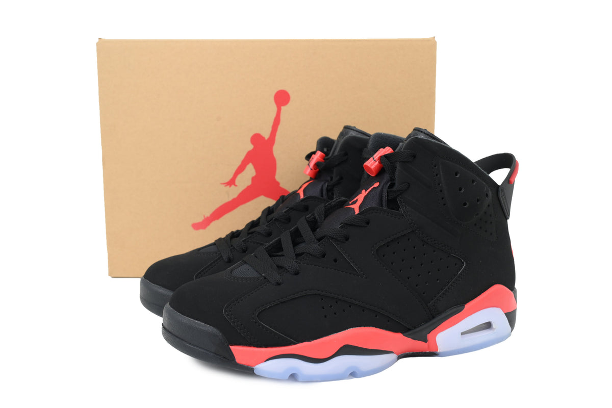 Nike Air Jordan 6 ¨C Retro High-Top Basketball Sneakers