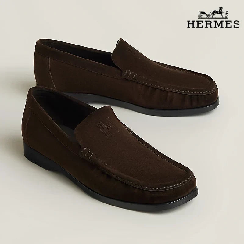 Herm¨¨s Dark Brown Smooth Leather Loafer with Embossed Logo