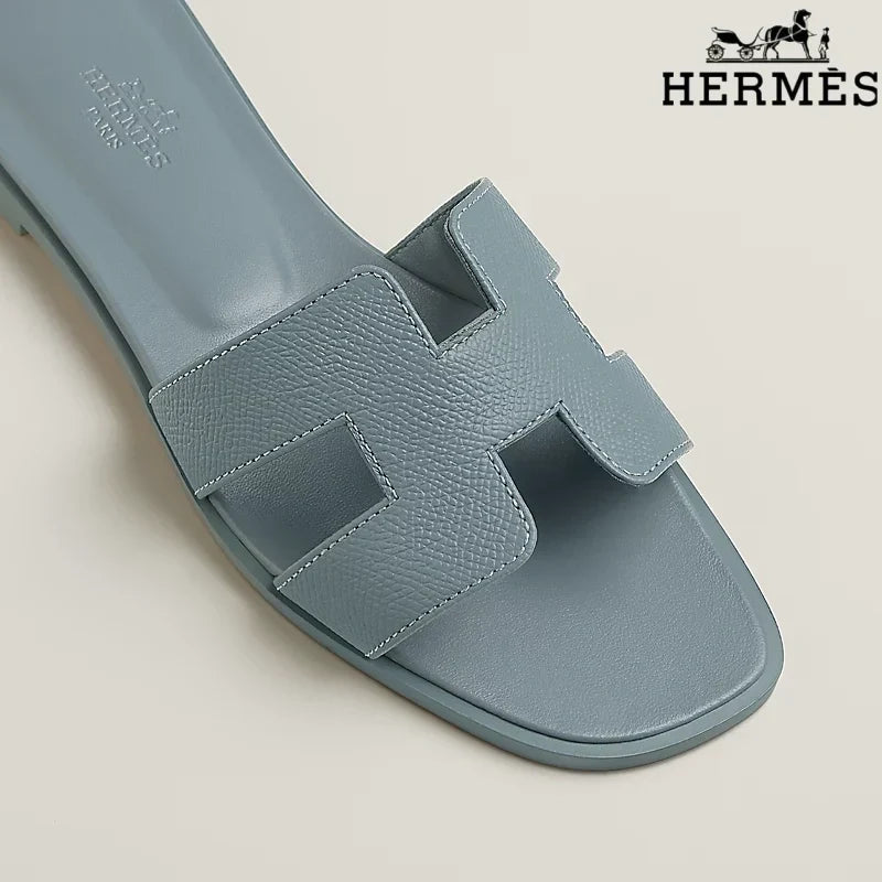Herm¨¨s Oran Light Blue Flat Sandals