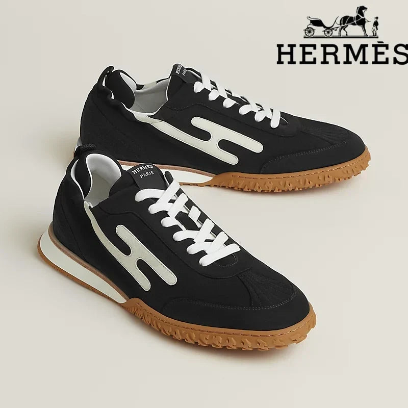 Herm¨¨s Jet Sneaker in Black and White