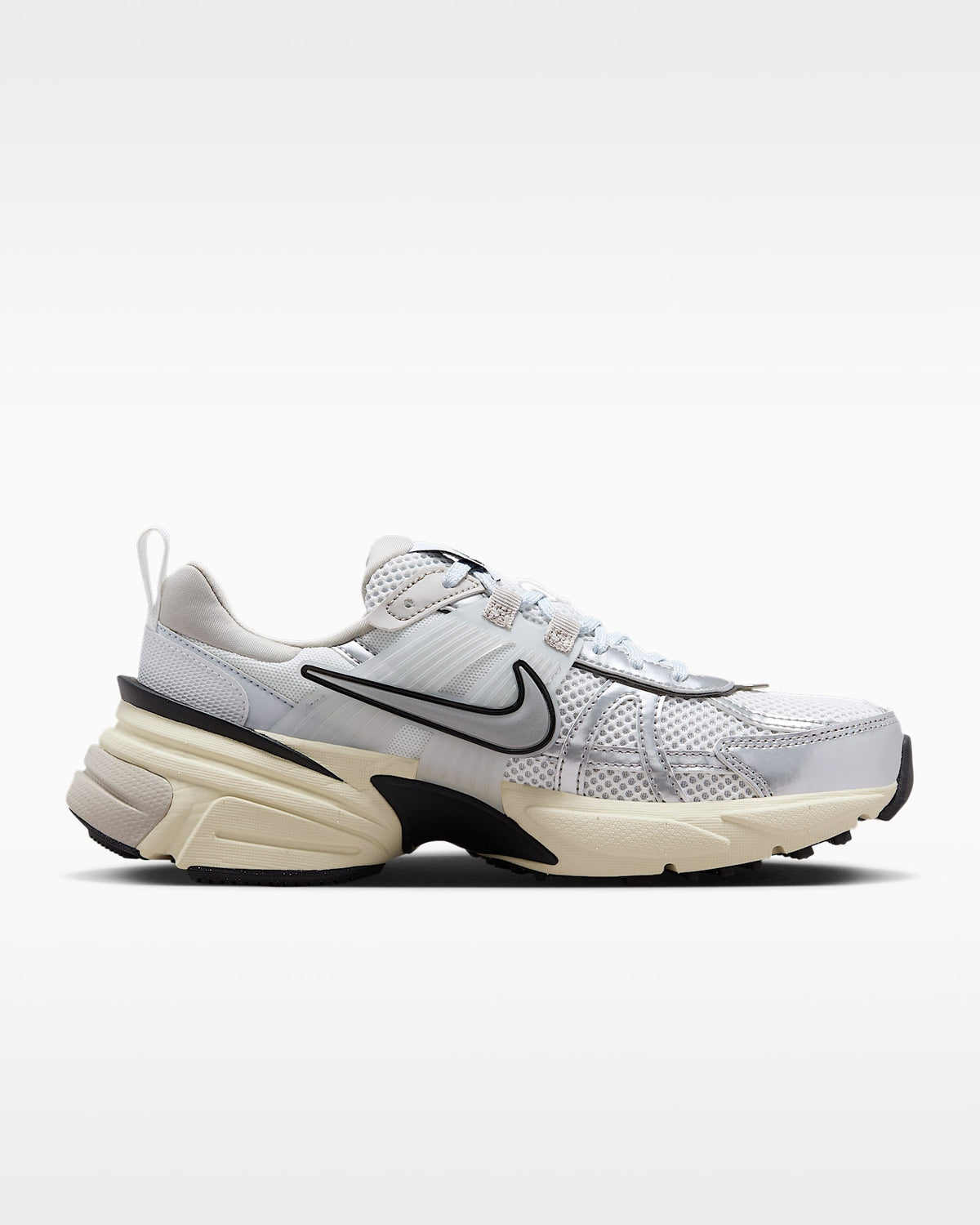 Nike V2K Run ¨C White / Silver / Black Mesh Athletic Sneakers