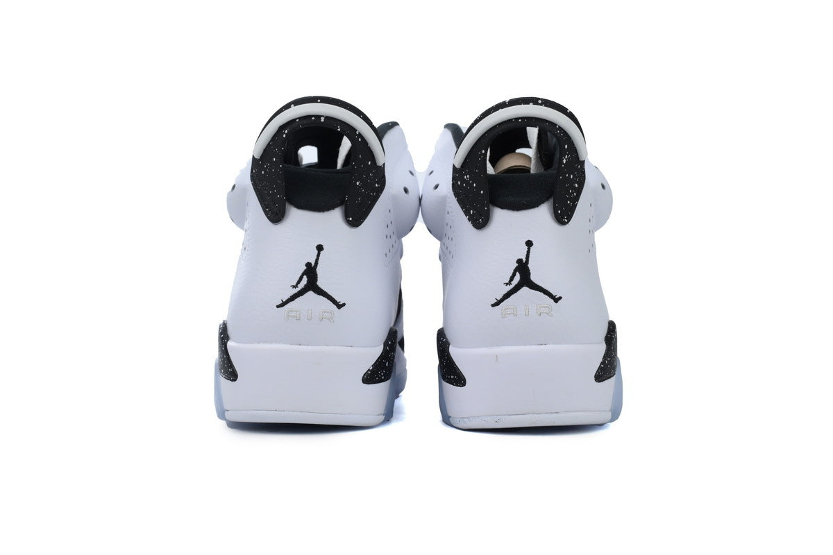 Nike Air Jordan 6 ¨C Retro High-Top Basketball Sneakers