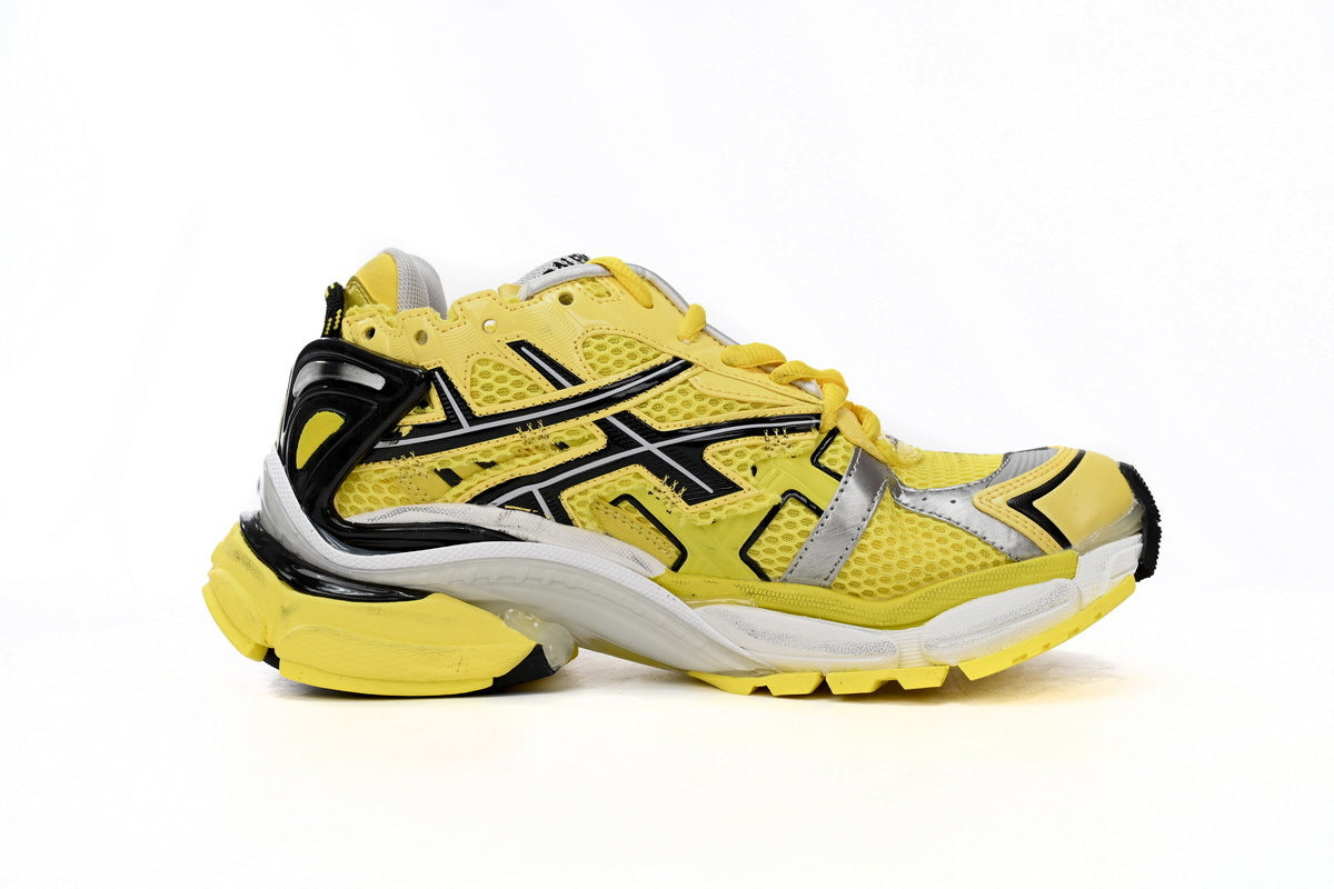 Balenciaga men's shoes Track  Runner Sneaker ¨C Distressed Low-Top  balenciaga runners Yellowish-white